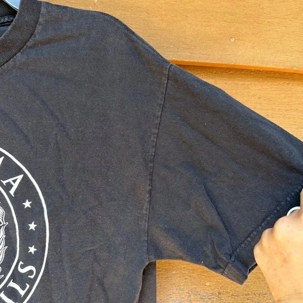 Maxima Racing Oils Twin V 1979 USA Racing Oils Black T-Shirt Size L - Picture 5 of 10